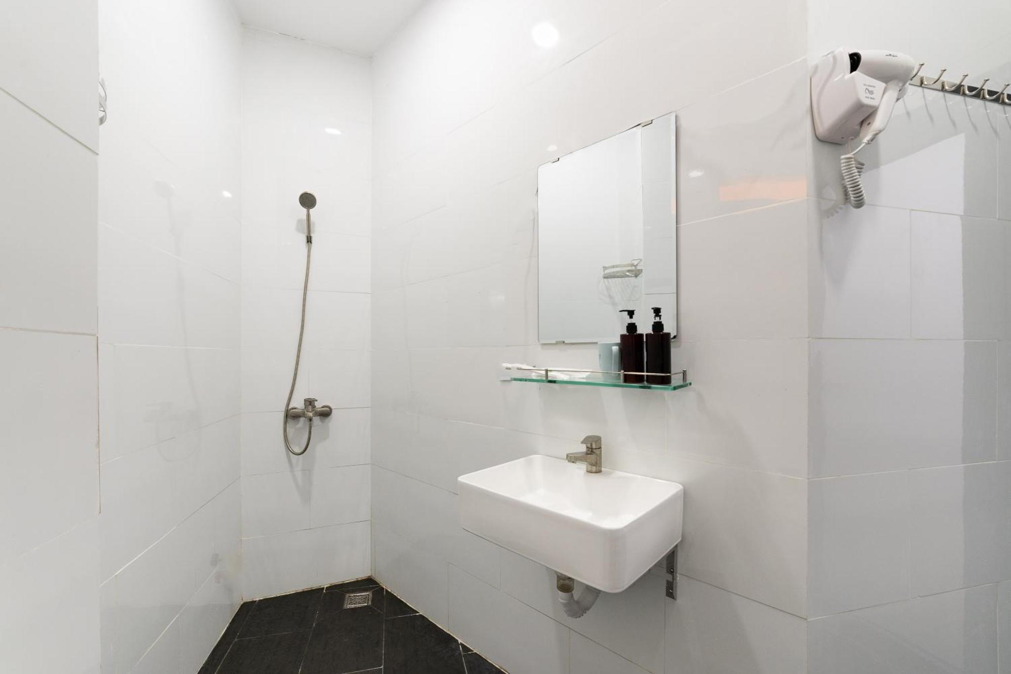 Thien Quoc Hotel Хошимін Екстер'єр фото